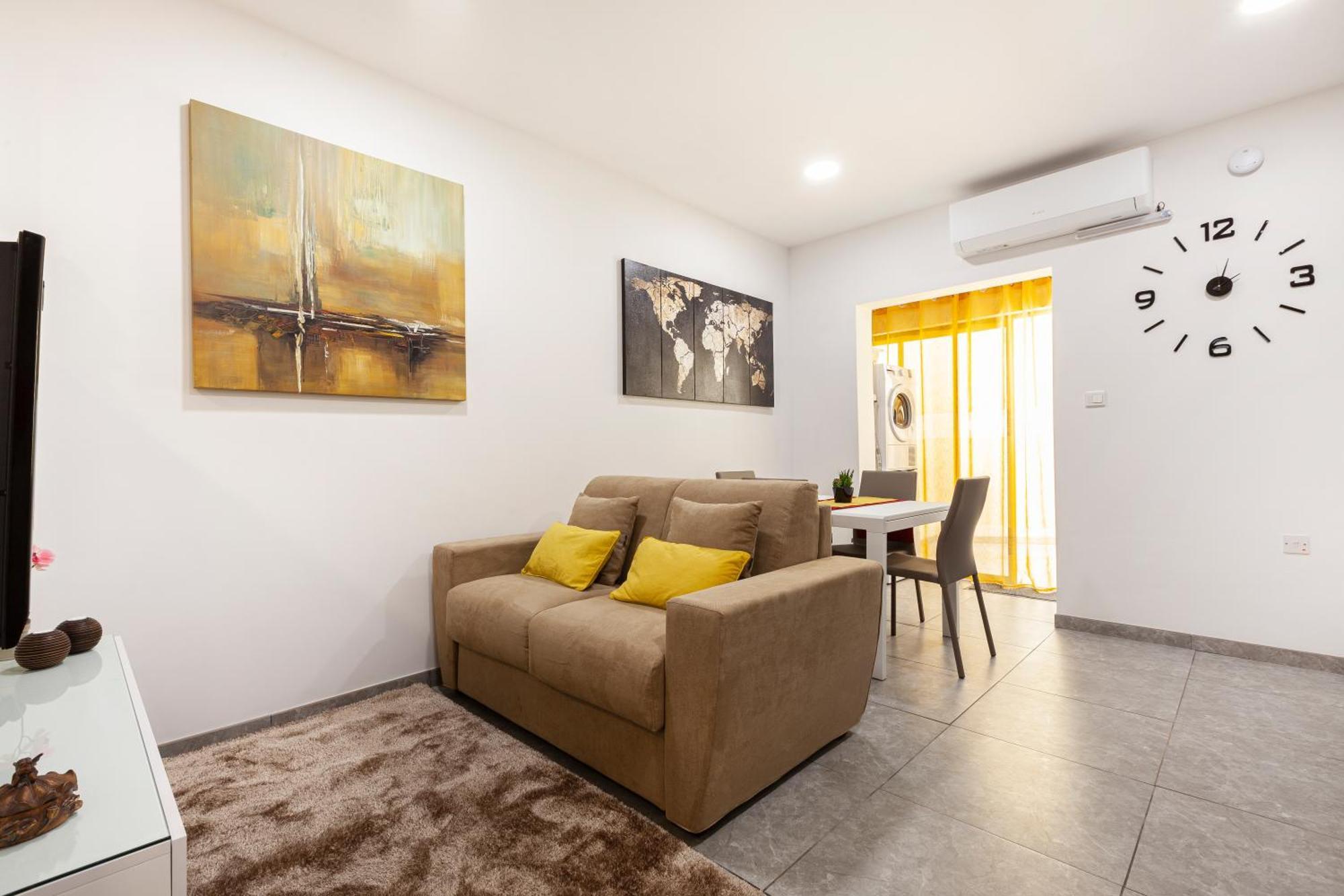 Modern & Lovely Studio - Prime Location Saint Julian's Exterior photo